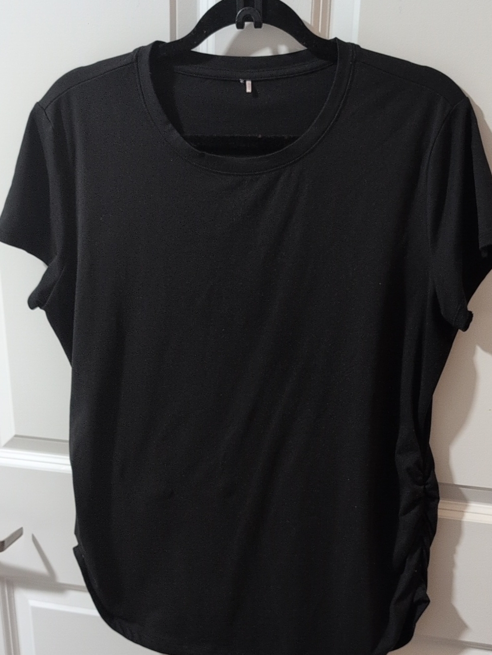 CALIA by Carrie Underwood Black Short Sleeve Crewneck Top